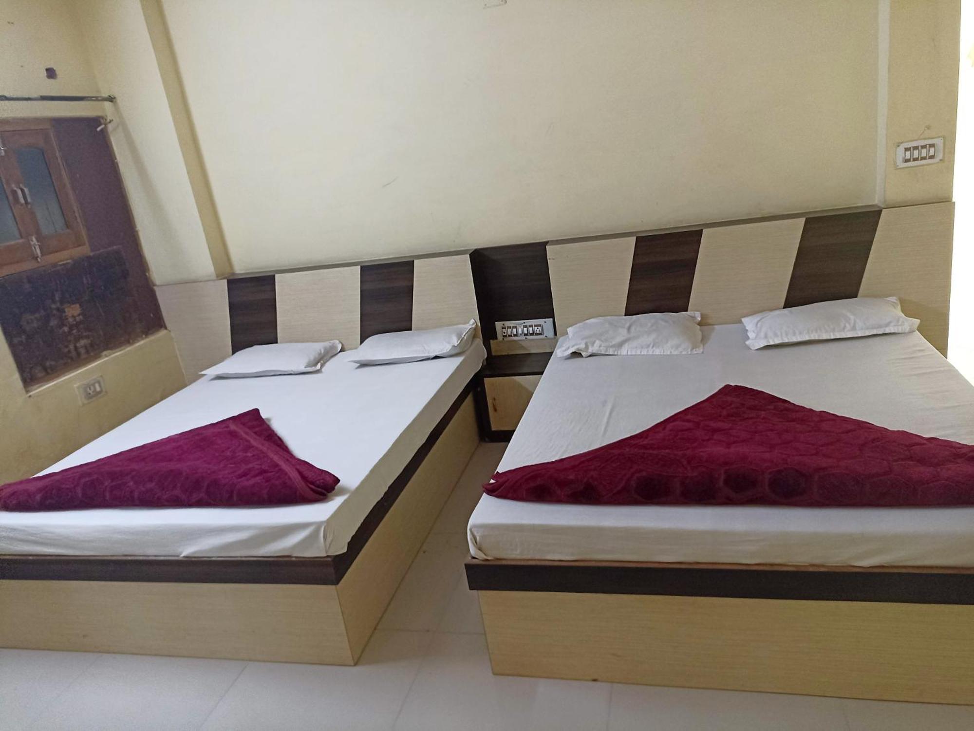 Hotel Shreeji Arpan Nāthdwāra Exteriér fotografie